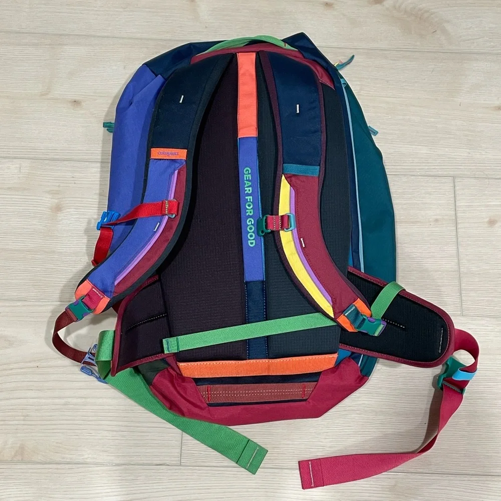 Cotopaxi Allpa 42L Travel Pack - Del Dia. Dark green, and multicolored. NWOT - Picture 2 of 10